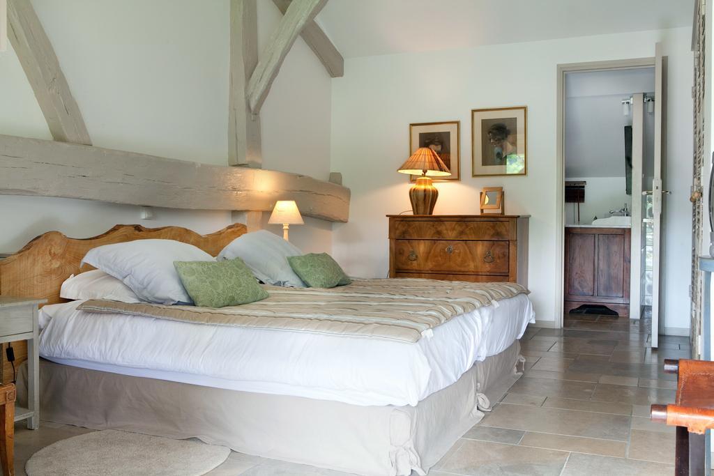 La Ferme De Marie Eugenie Bed and Breakfast Bruailles Exteriör bild